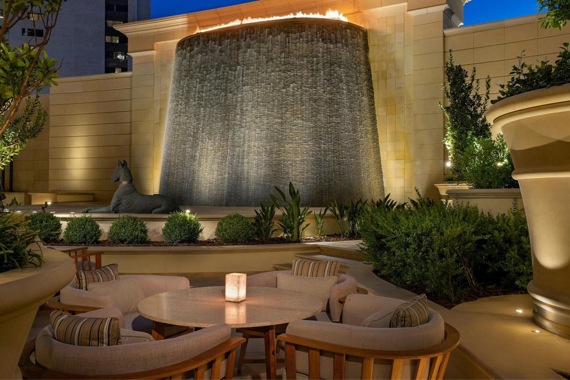 The Ritz-Carlton, Amman Hotel Екстериор снимка The Waterfall at the Wynn
