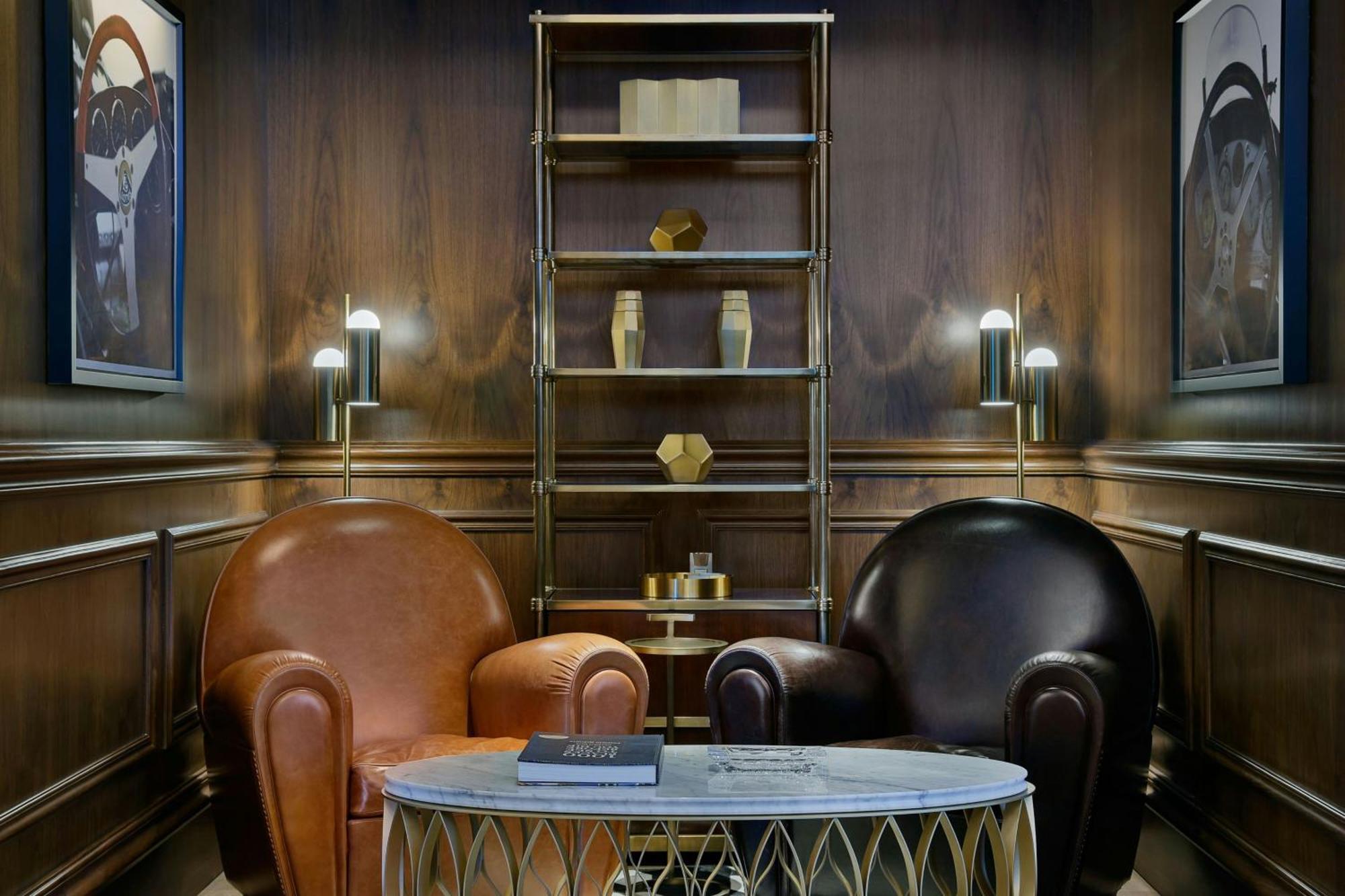 The Ritz-Carlton, Amman Hotel Екстериор снимка The Library at The Ivy