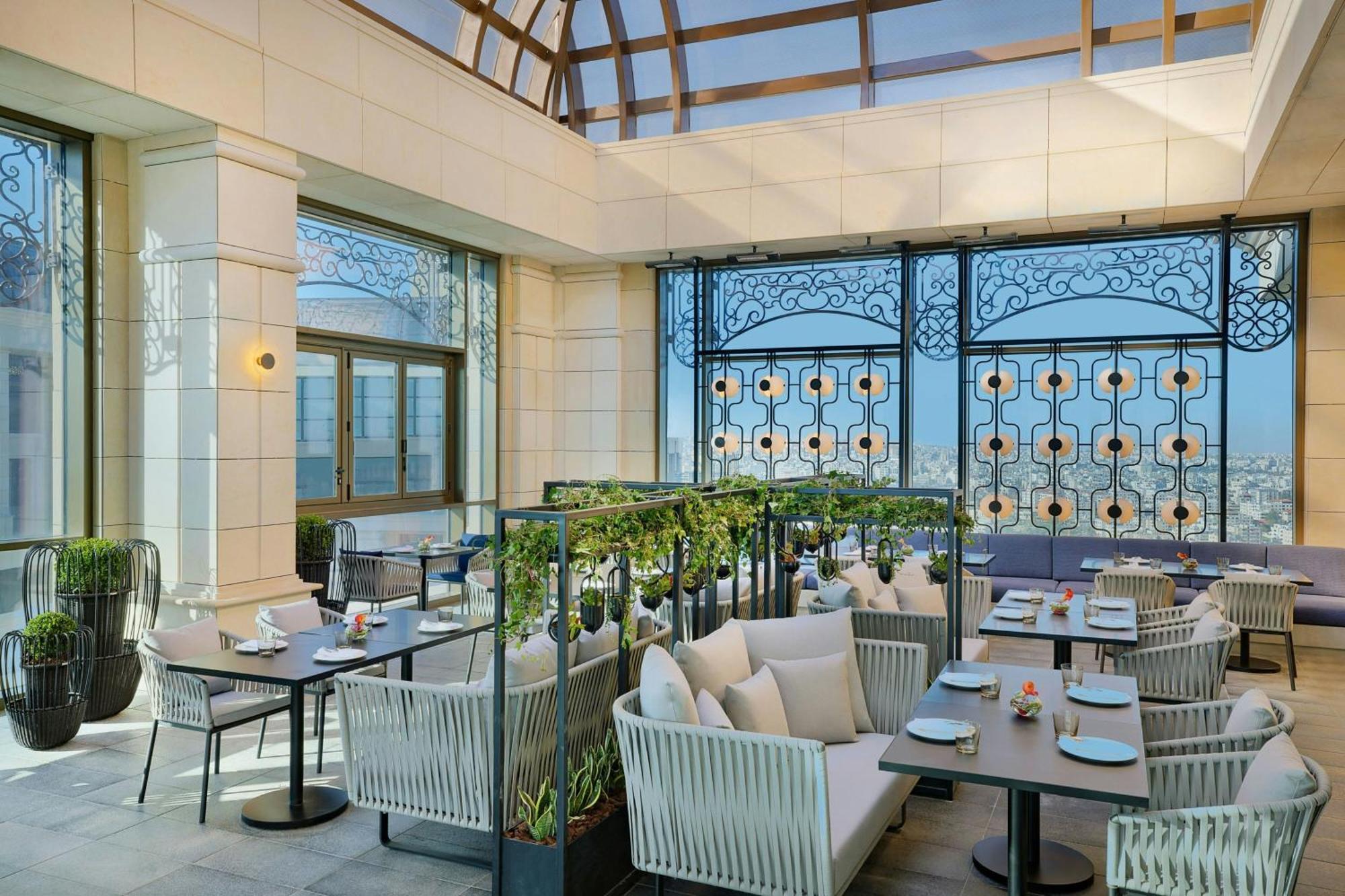 The Ritz-Carlton, Amman Hotel Екстериор снимка The Terrace