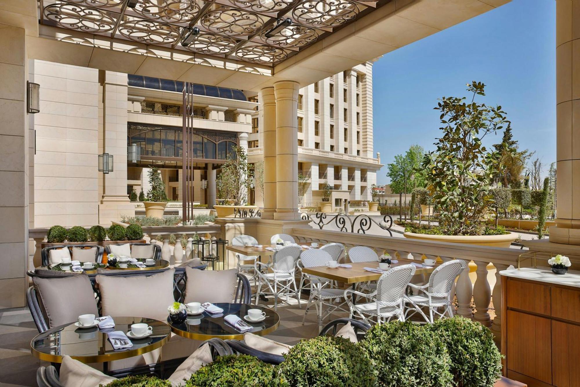 The Ritz-Carlton, Amman Hotel Екстериор снимка The Terrace