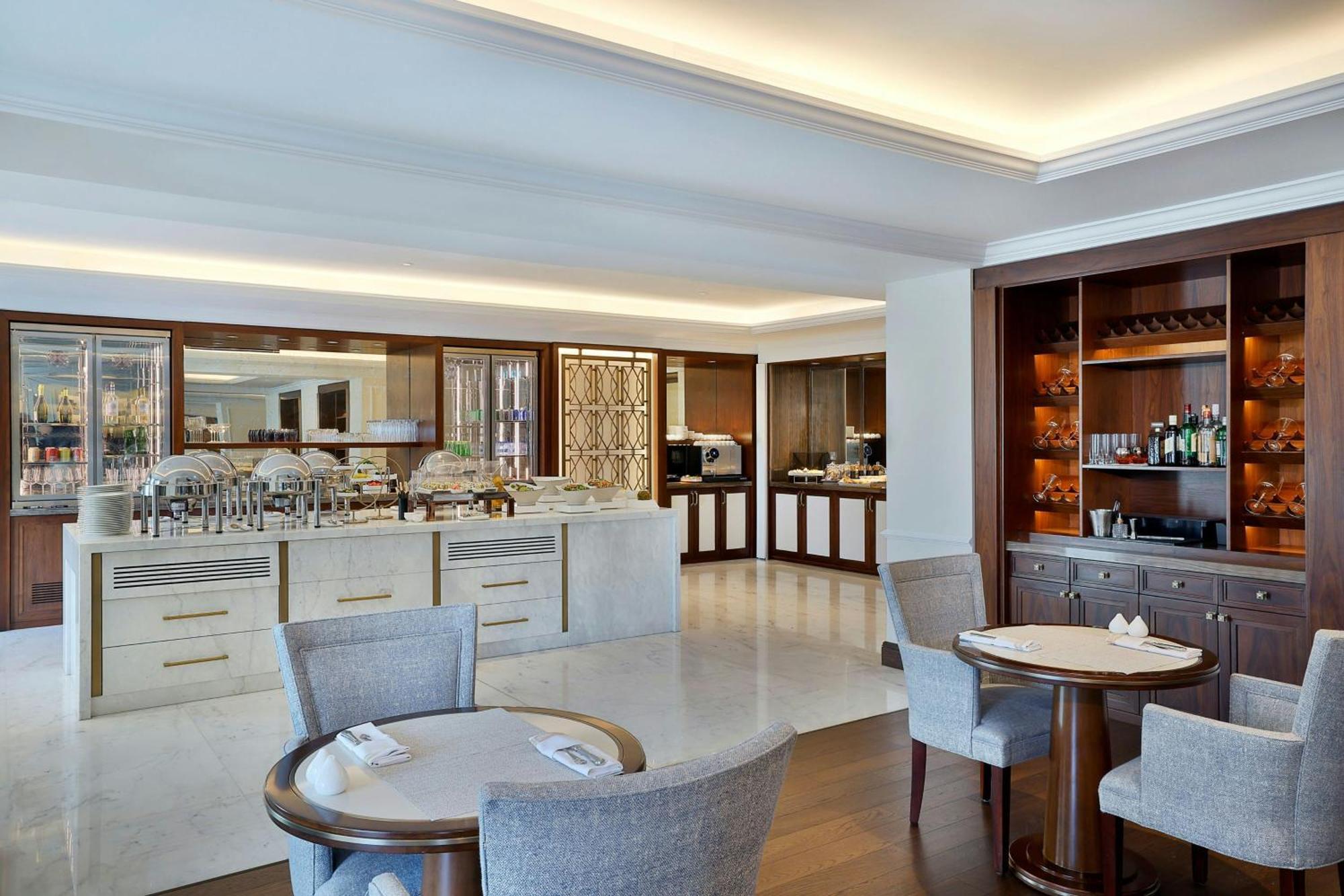 The Ritz-Carlton, Amman Hotel Екстериор снимка The Club Lounge at the InterContinental London The O2