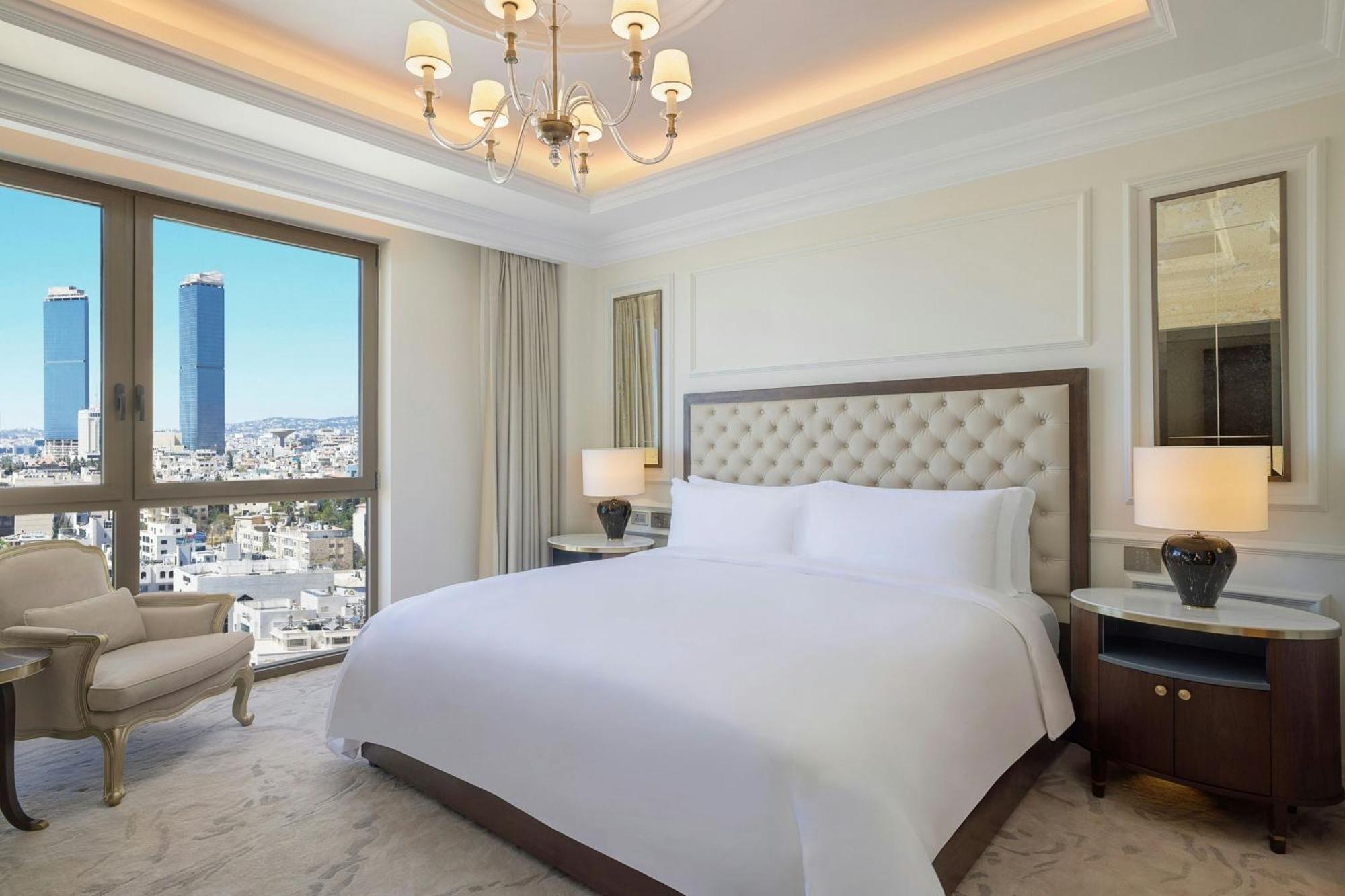 The Ritz-Carlton, Amman Hotel Екстериор снимка